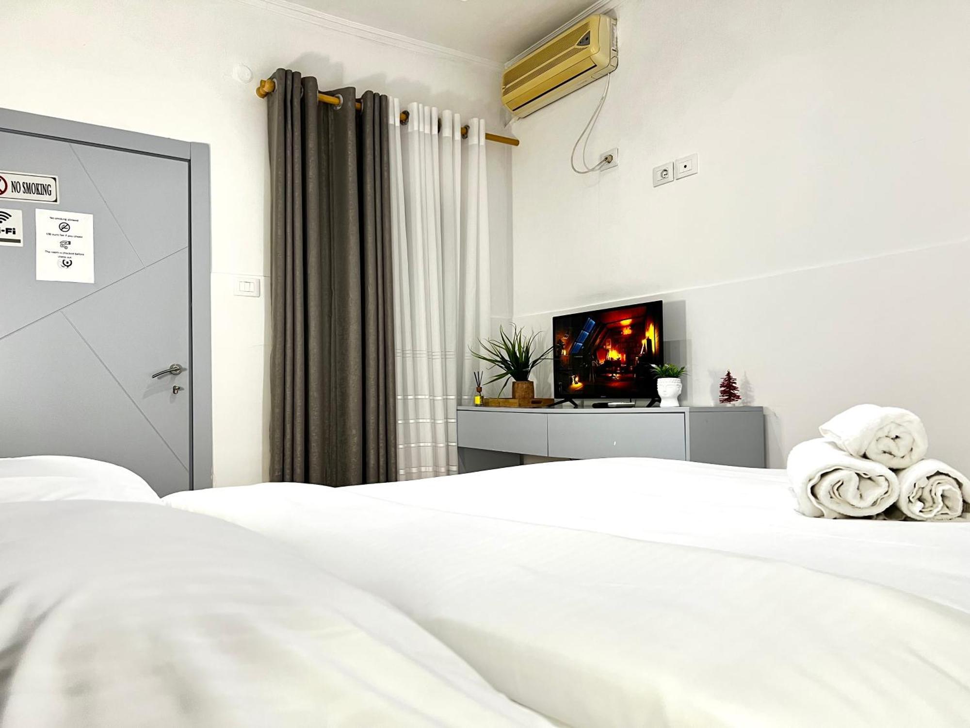 Tirana Square Hotel 外观 照片